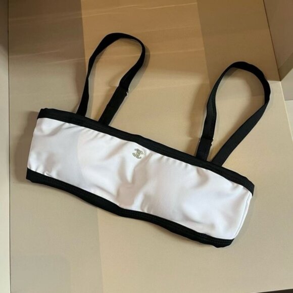 <AUTHENTIC>CHANEL Swimsuit - Picture 6 of 8